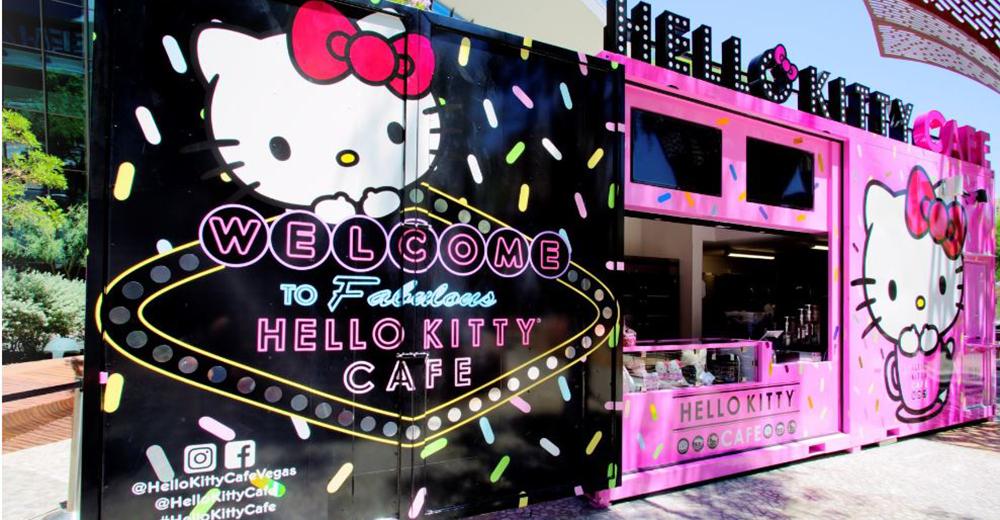 I WENT TO HELLO KITTY CAFE IN Las Vegas!!! #RainaisCrazy 